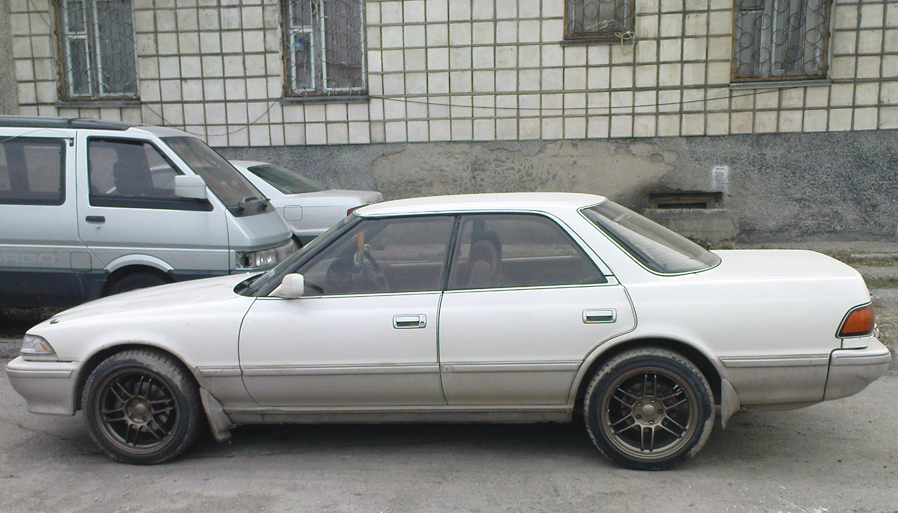 finally without spacers - Toyota Mark II 25 L 1991