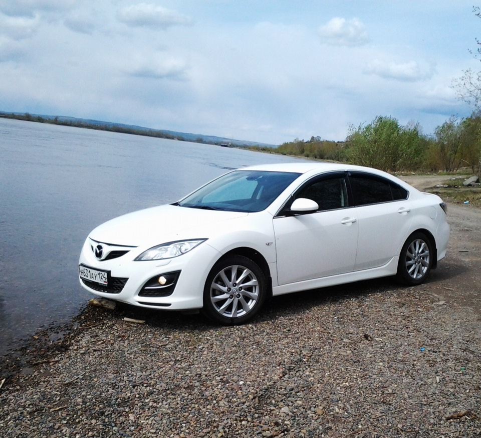 Mazda 6 White Pearl