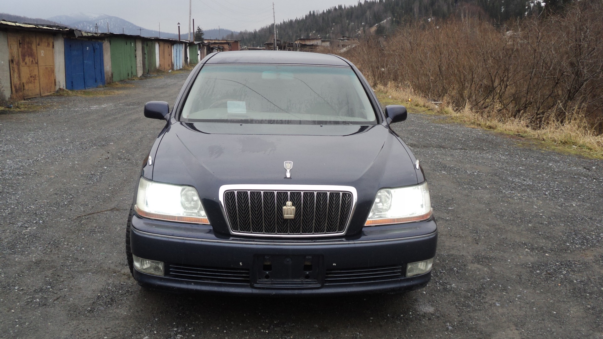 Toyota Crown Majesta 2003