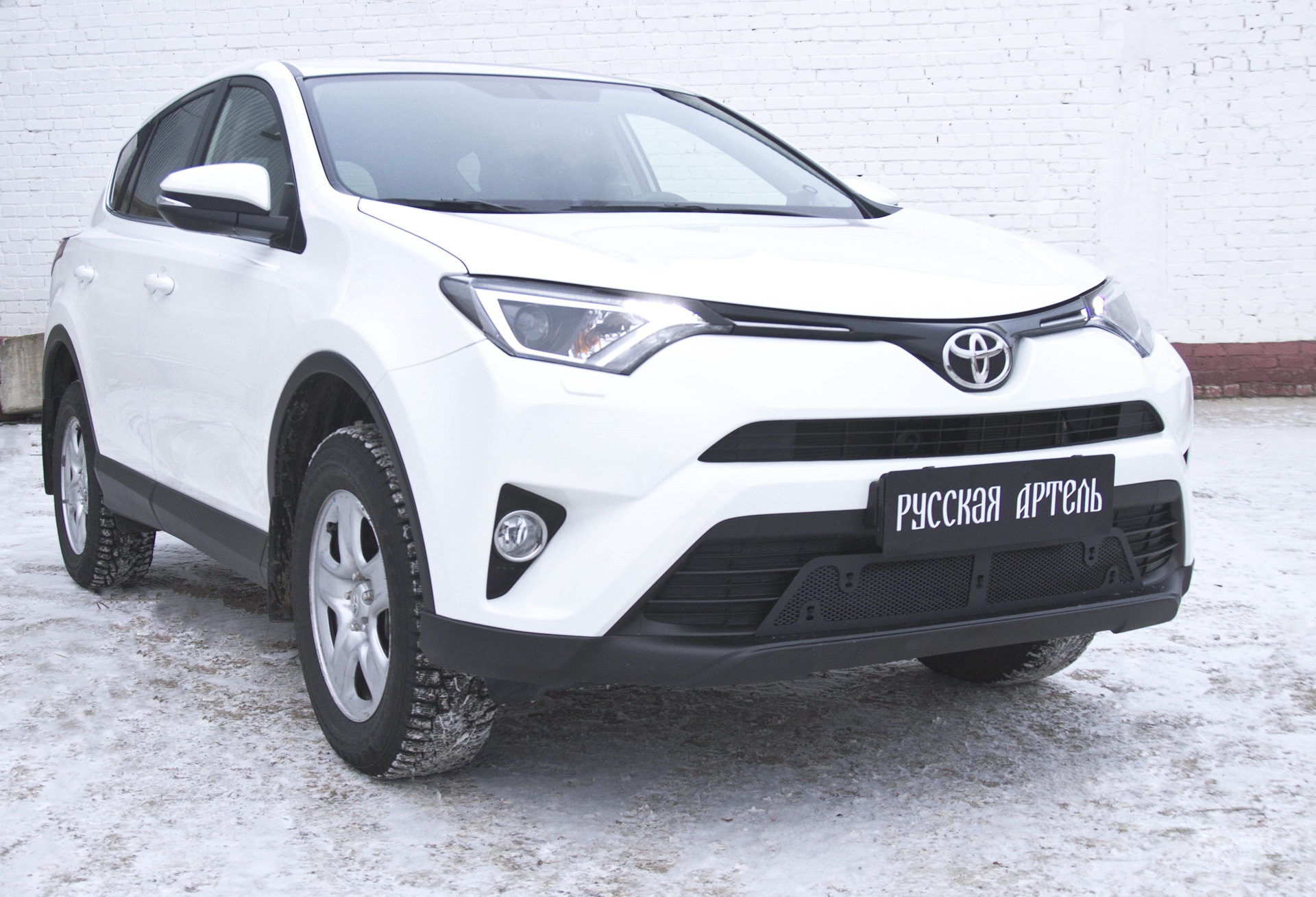 новая toyota rav42015 фото новая toyota rav42015 фото
