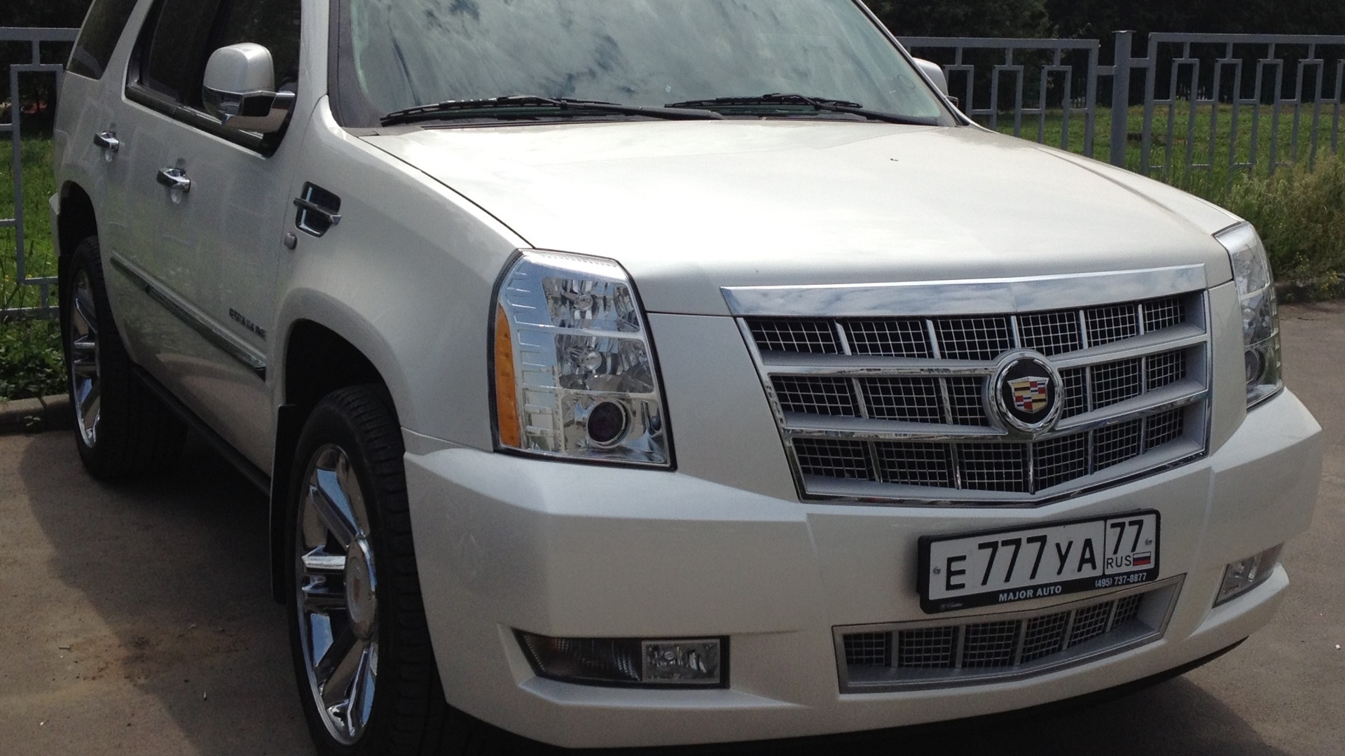 Cadillac escalade platinum 2008. Cadillac escalade 2010. Cadillac escalade 2018 platinum. Platinum машина. Platinum машина.