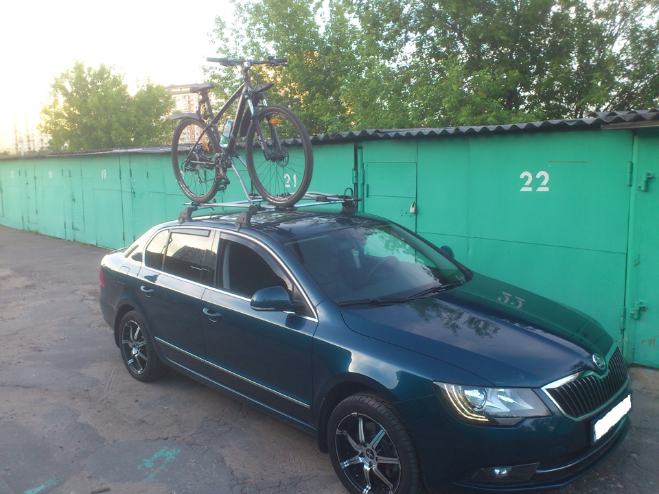 багажник и велосипедное крепление — Skoda Superb Mk2, 1,8 л, 2013 года ...