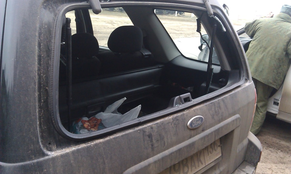 !SOS!Разбилось заднее(5) стекло — DRIVE2