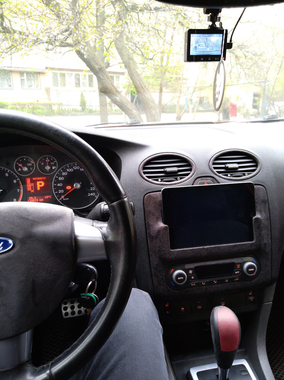 Установка ipad mini, рамка (ч.1) — Ford Focus II Hatchback, 1,6 л, 2007  года | автозвук | DRIVE2