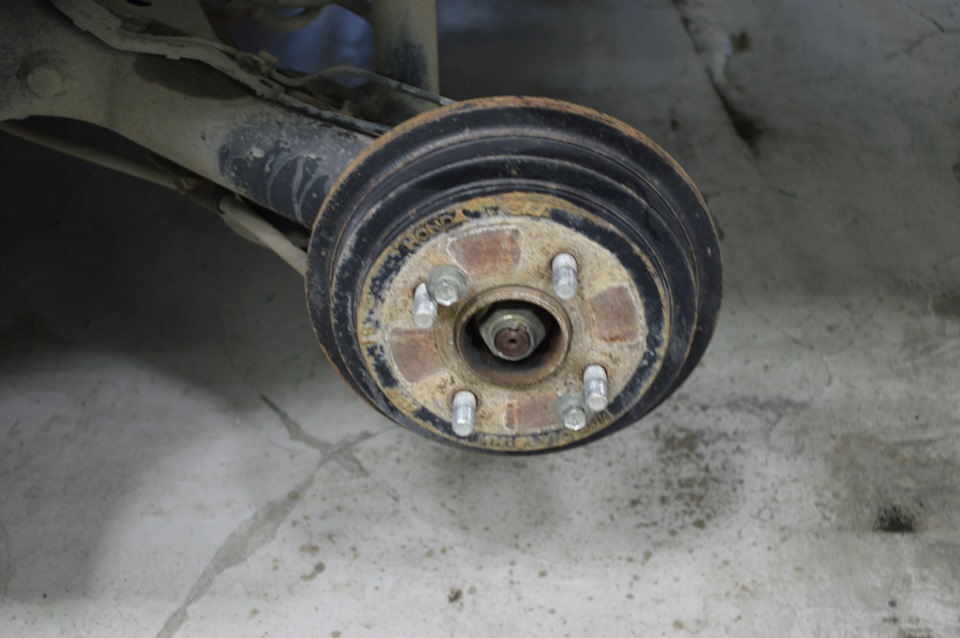 Минусовой развал — Honda Fit (1G), 1,3 л, 2001 года | тюнинг | DRIVE2