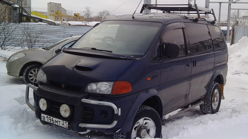 Mitsubishi Delica OFFROAD EXPRESS