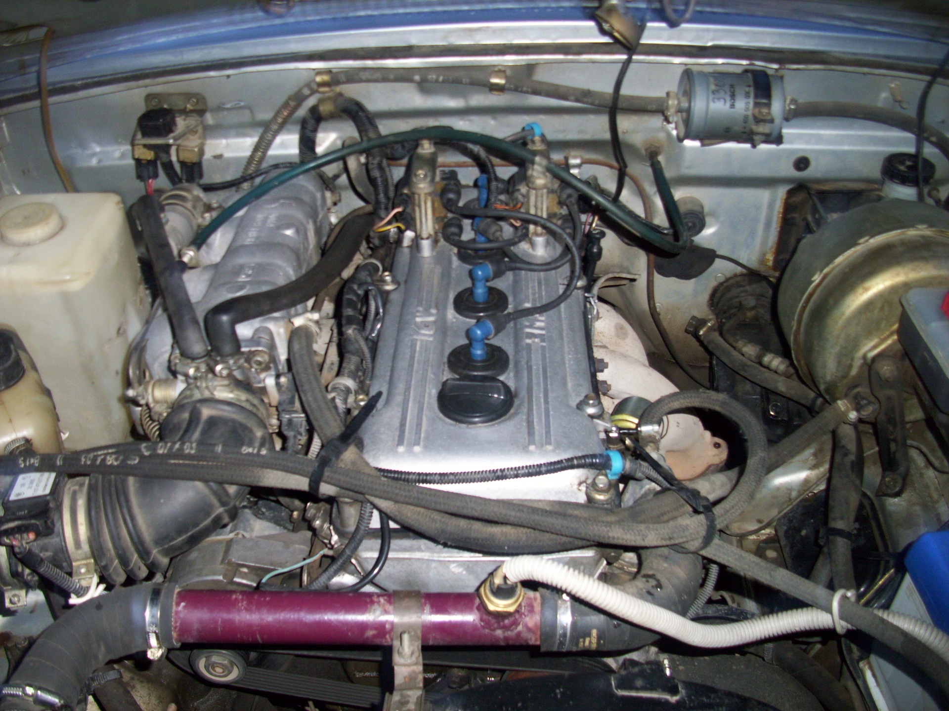 Газ 3110 моторный отсек фото