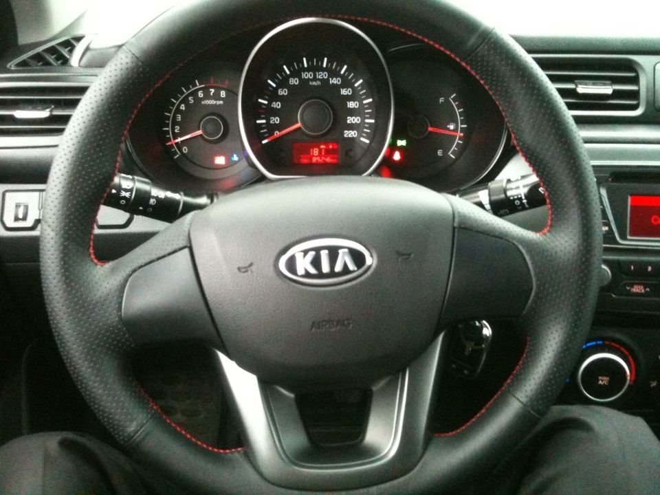 Руль Kia Rio