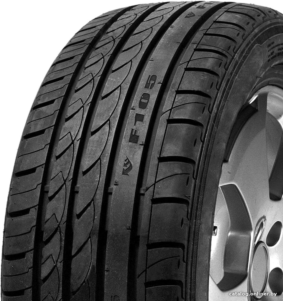 Starmaxx ultrasport st760 215/55 r16 97w. Kumho 235/55 zr17 hs52 103w xl ec. Starmaxx ultrasport st760. шины nitto nt830. Kumho ecsta.