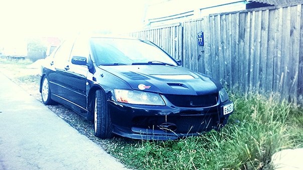 Mitsubishi Lancer Evolution 406 лс 647 нм