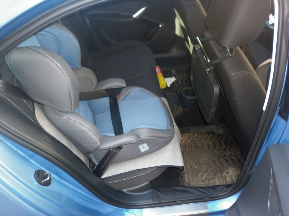 Детское кресло плюс допы — Skoda Rapid (1G), 1,6 л, 2014 года ...