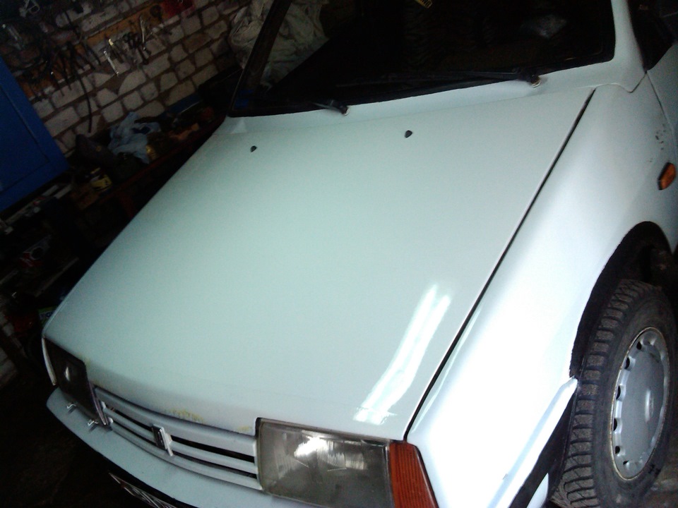 Окраска капота. — Lada 21093, 1,5 л, 1993 года | кузовной ремонт | DRIVE2