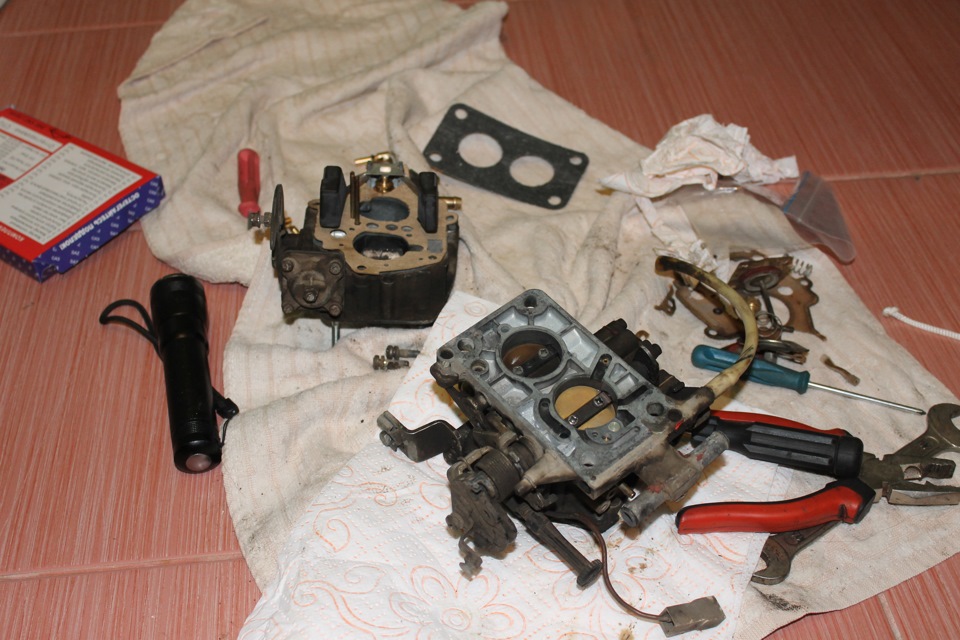 Чистка и регулировка Солекса — Lada 21083, 1,5 л, 1994 года | запчасти ...