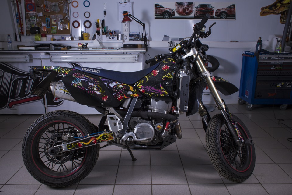 Оклейка винилом мотоцикла. — FatTony на DRIVE2