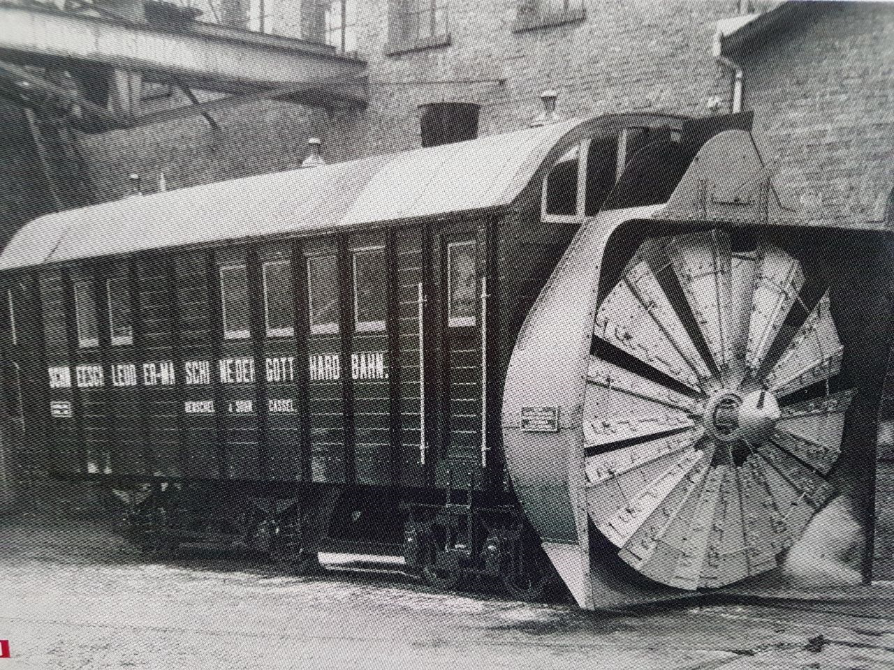 Мир 3 железнодорожного. RHB Xrot 9213. Swiss Museum of transport. Развитие д3 ЖД. Swiss Museum of transport – Road transport Hall.