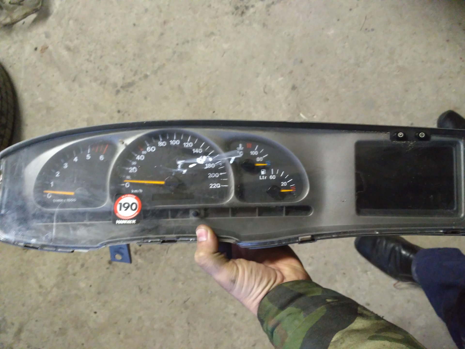 Спорт приборка. Спорт приборка Вектра б. ВАЗ Нива приборка от Опель Вектра.