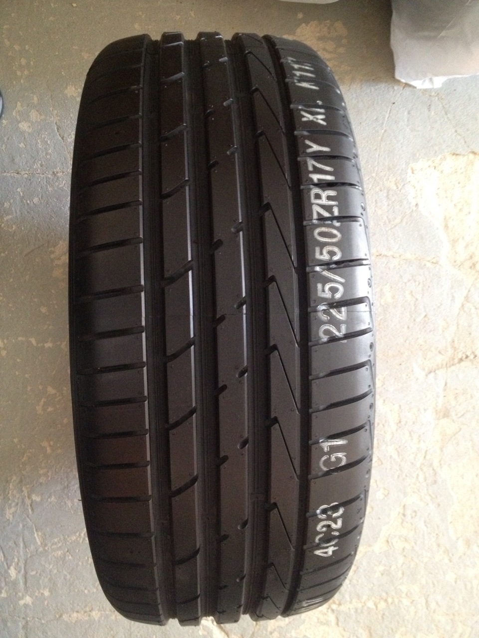 Hankook k117. Hankook ventus s1 evo2 k117. Hankook s1 evo 2. Hankook k117. Hankook ventus s1 evo2 k117 255/55 r18.