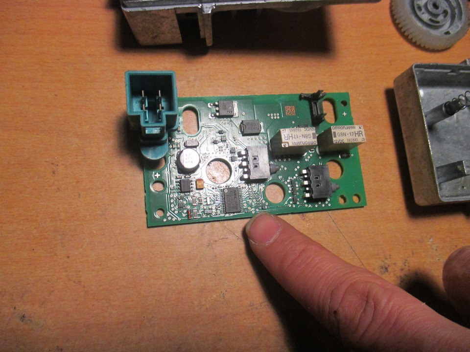 Ремонт блокиратора руля на Mercedes W212, W204, W207 — ТюнерАвто на DRIVE2