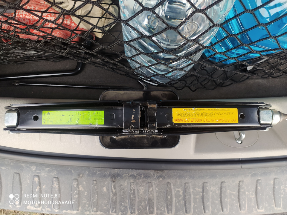 Домкрат на Карни от Киа соренто — KIA Carnival (3G), 2,2 л, 2018 года ...