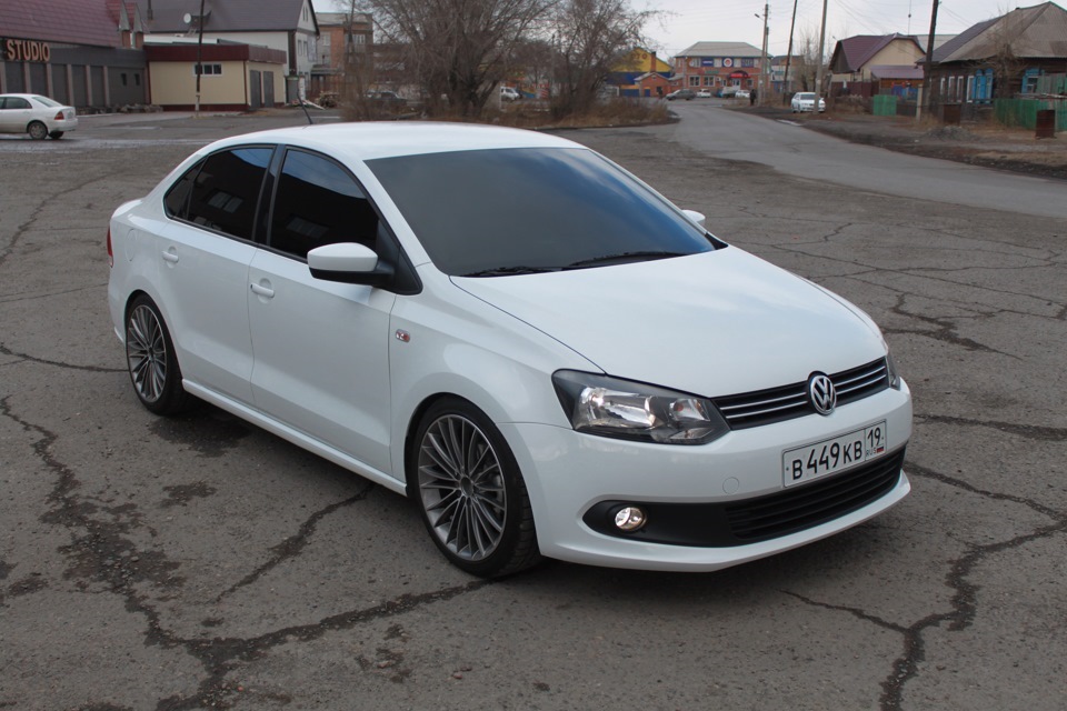 Volkswagen Polo 2012 Р±РµР»С‹Р№