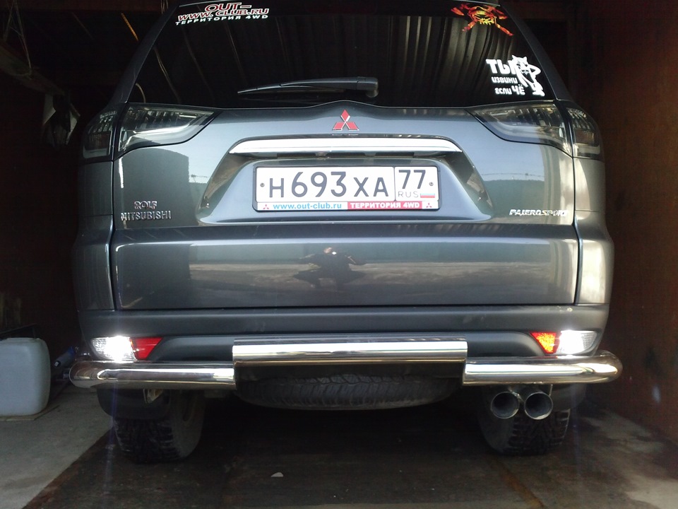 pajero sport 2