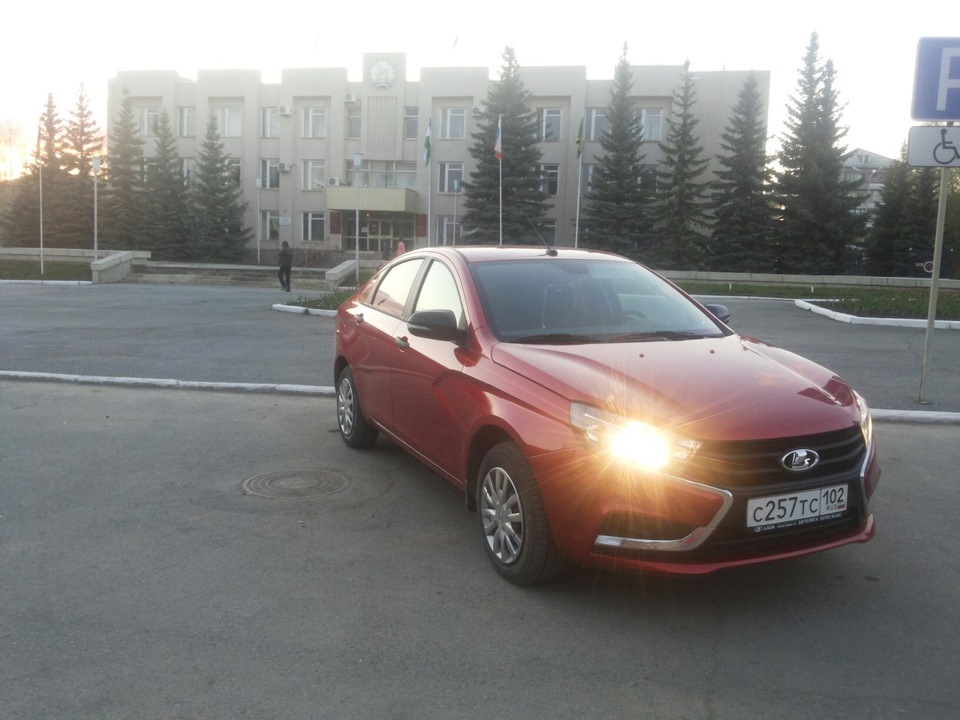 Пятиклассник Вахтанг требует затонировать окна в классе, \"а то как лохи ...