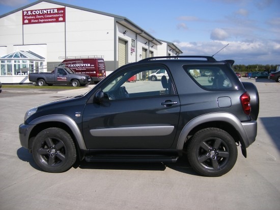 Aside From A Jeep The Two Door Suv Is Virtually Non Existent Drive2