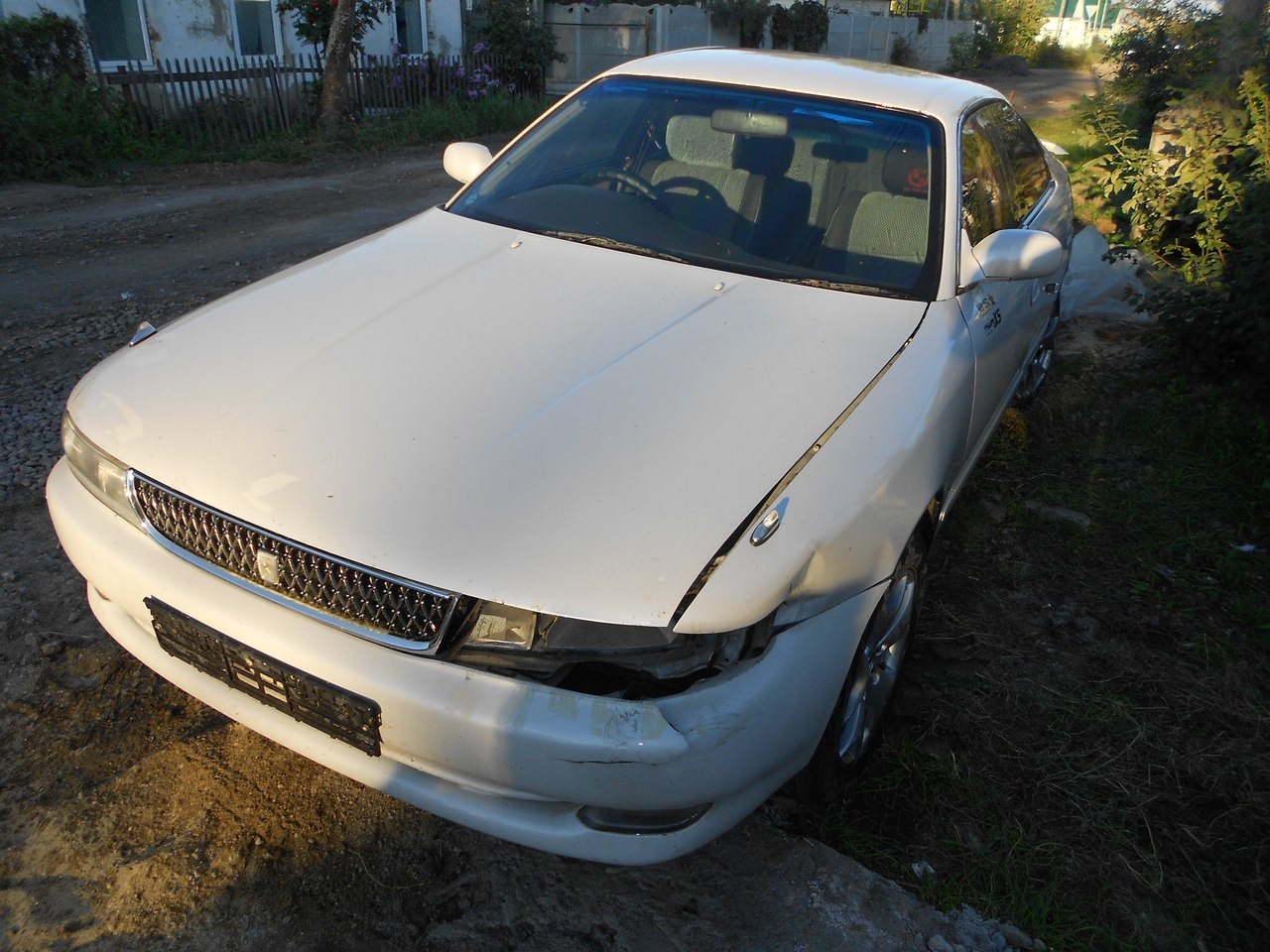 Разбор тойота. Toyota Chaser 1994. Тойота Чайзер 1994 года. Toyota Chaser gx90 до Рестайлинг. Toyota Chaser 1994 г Рестайлинг.