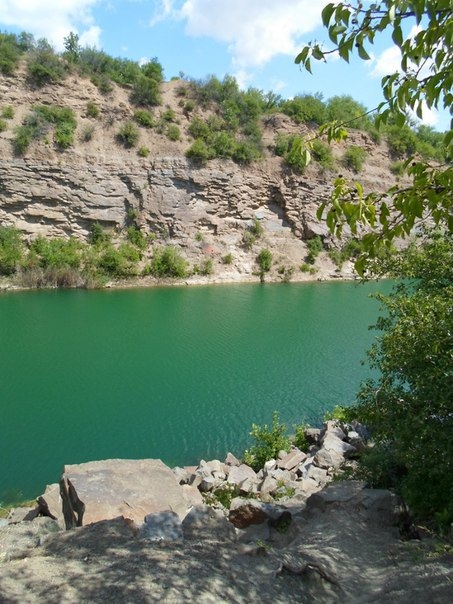 Каньон в красном сулине фото