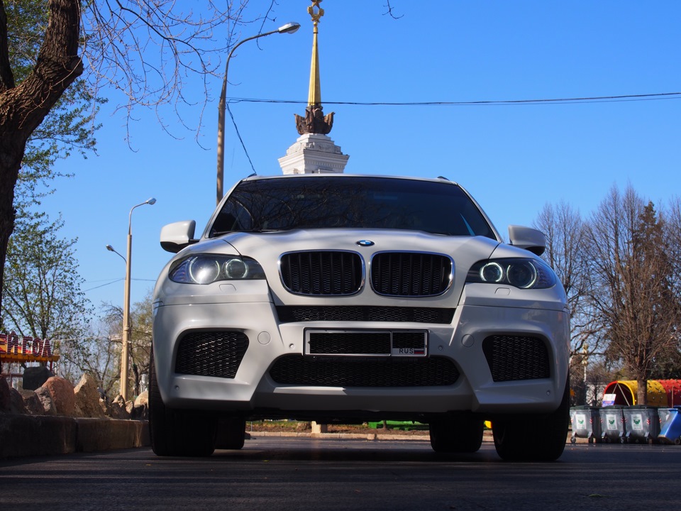 BMW x5m smotra