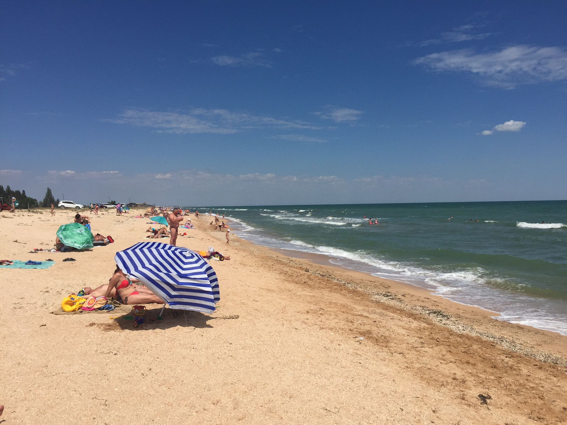 Азовское море отдых. Отпуск на Азовском море. Азов отдых на море. Азов город отдых на берегу моря.