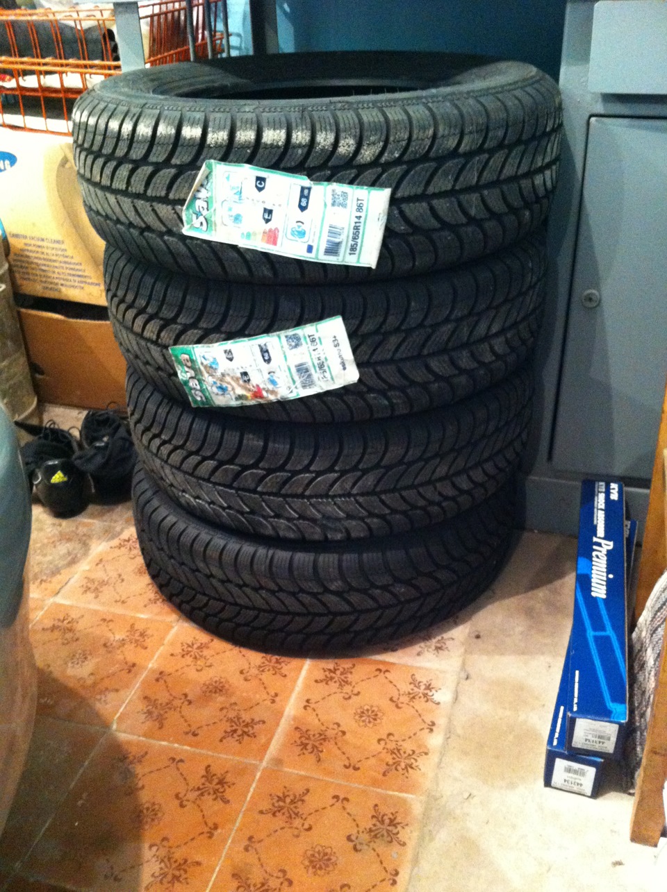 Прикупил себе Резину SAVA 185/65 R14 — Daewoo Lanos, 1,4 л, 2008 года ...