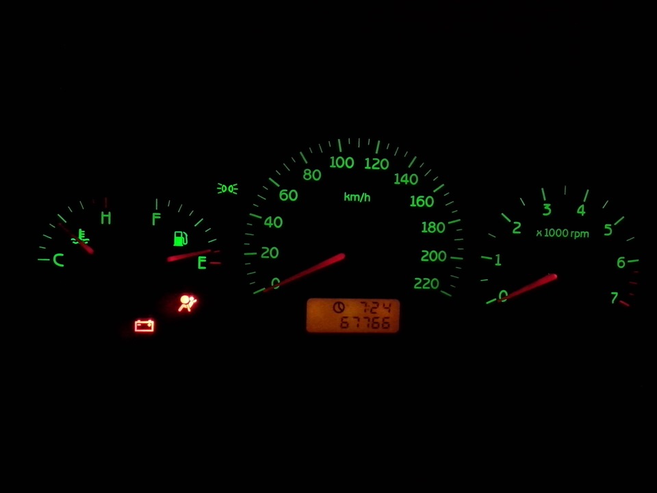 ремонт головы — замена погнутых выпускных клапанов — Chery Amulet, 1,6 ...