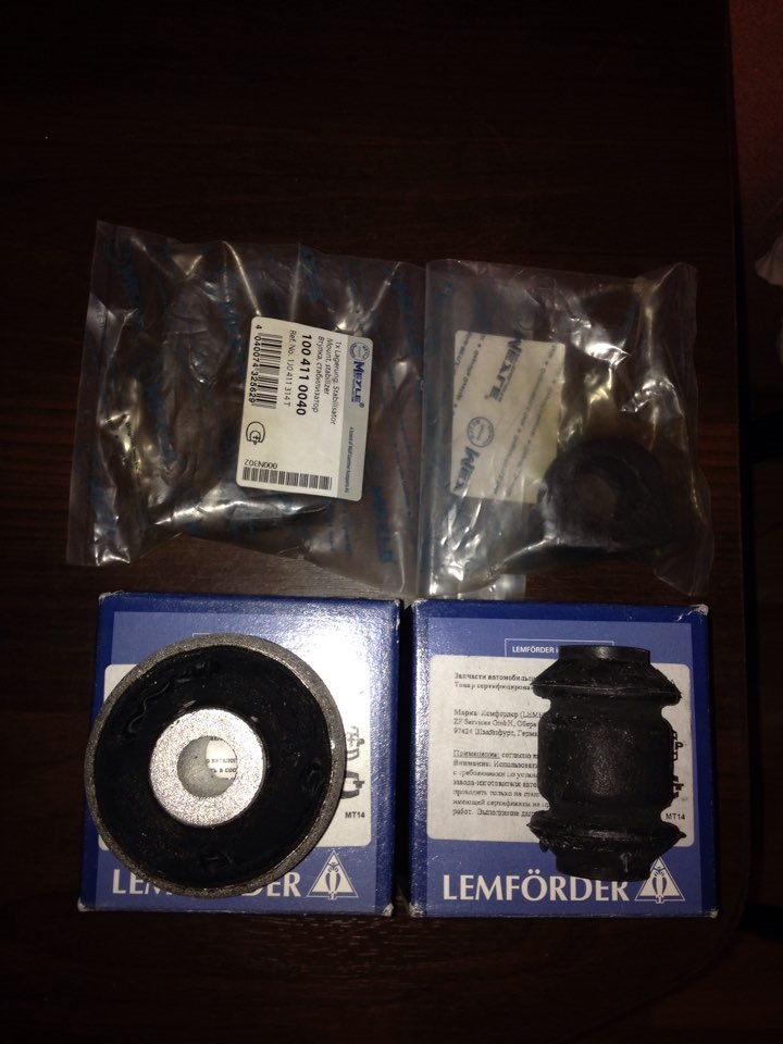 Стуки в передней подвеске на неровностях — Volkswagen Bora, 1,6 л, 2000 ...