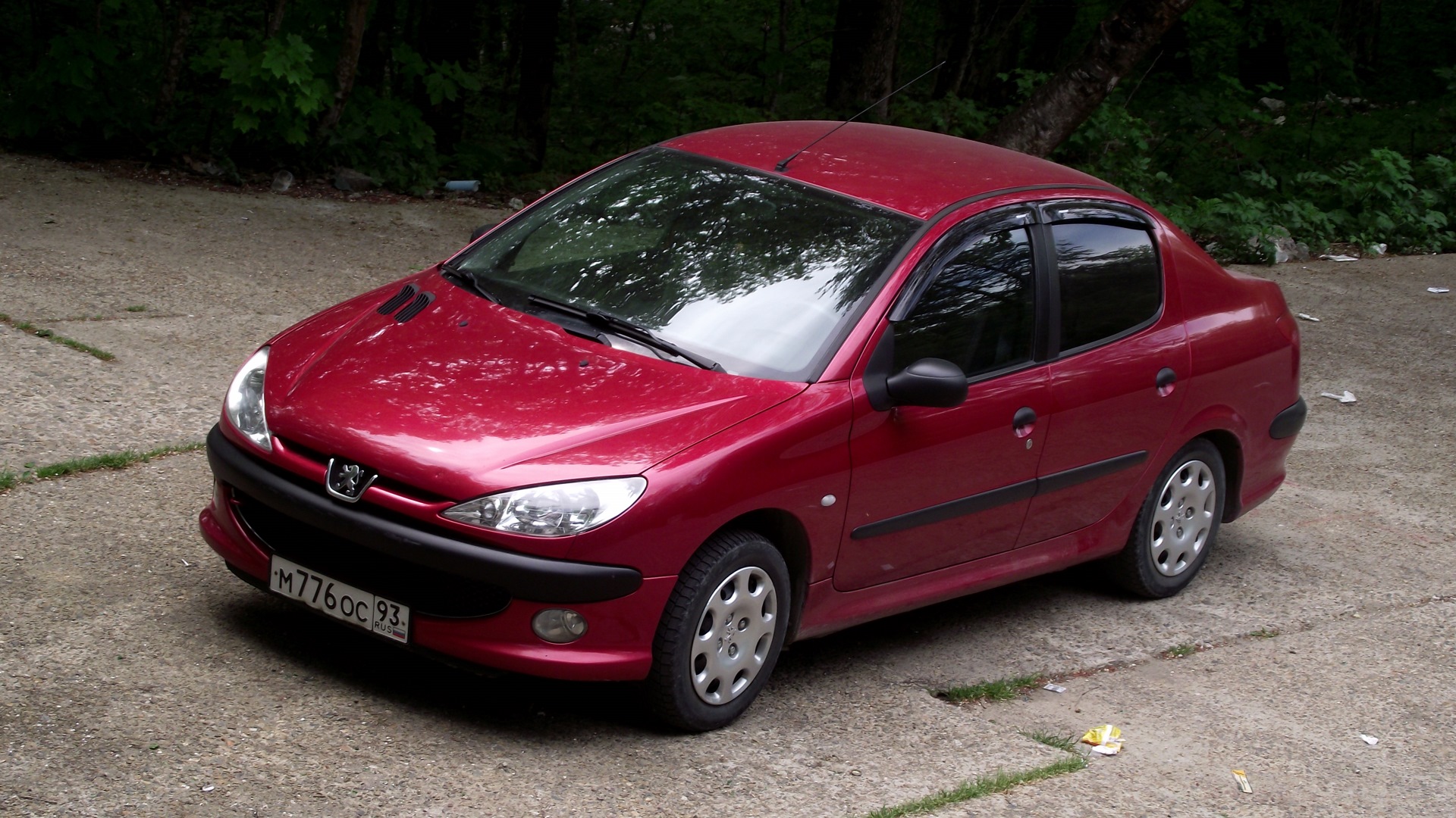 Пежо 206 седан. Peugeot 206 седан на стиле. Пежо 206 седан тонированный. Peugeot 206 sedan Purple. Тонировка Пежо 206 седан.