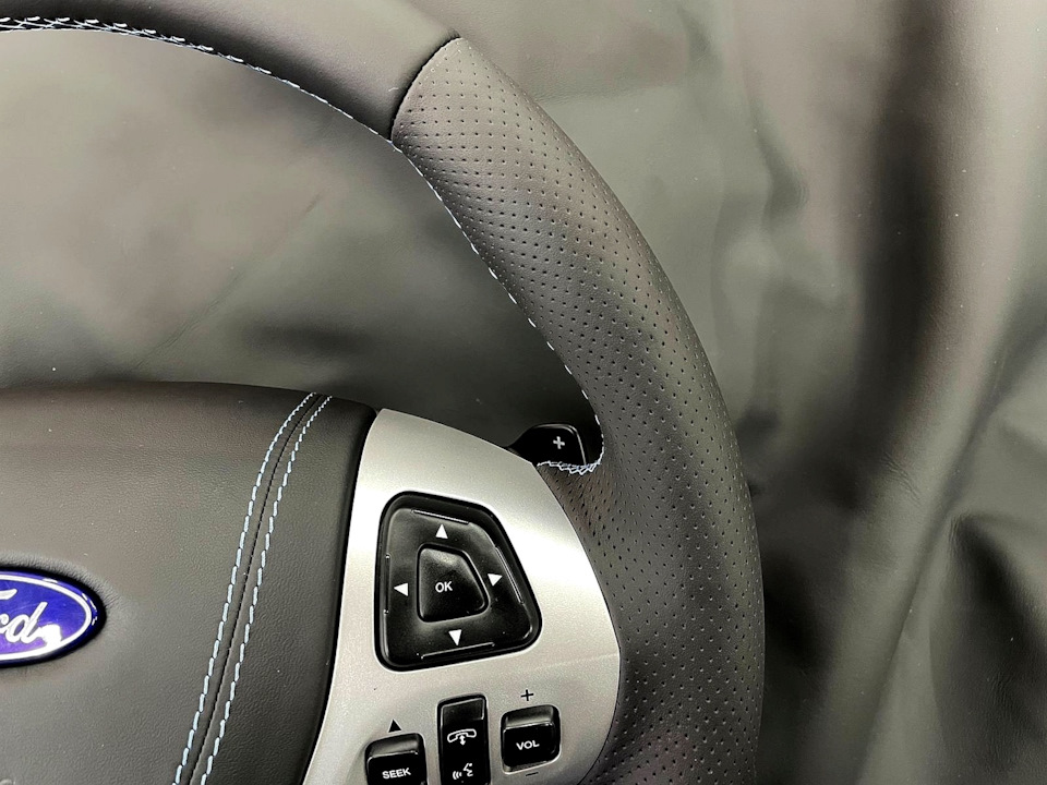 Фото в бортжурнале Ford Explorer (5G)