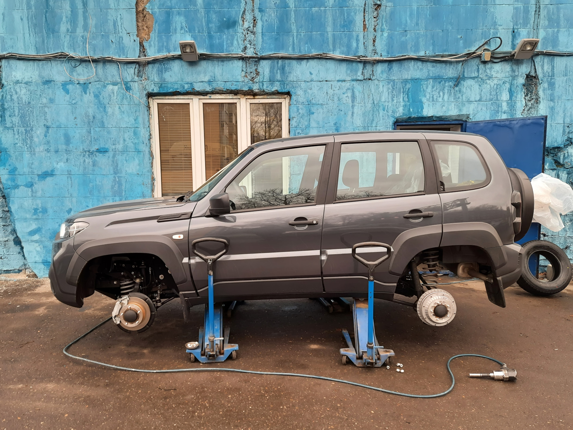 Зимняя резина Hankook Winter i*Pike X W429A 205/75R15 — Lada Niva ...