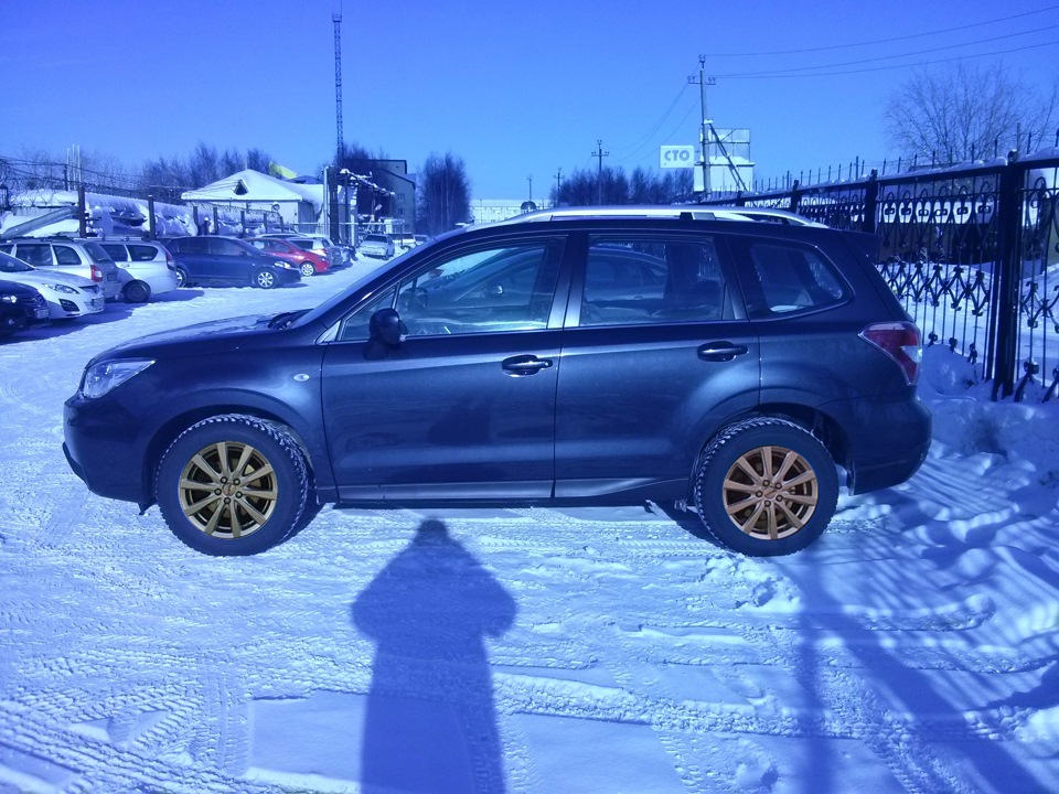 Forester r17