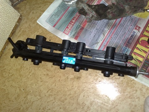 рампа пассат б3. 8. рампа пассат б3. топливная рампа фольксваген пассат б3. топливная рампа на фольксваген 2е.