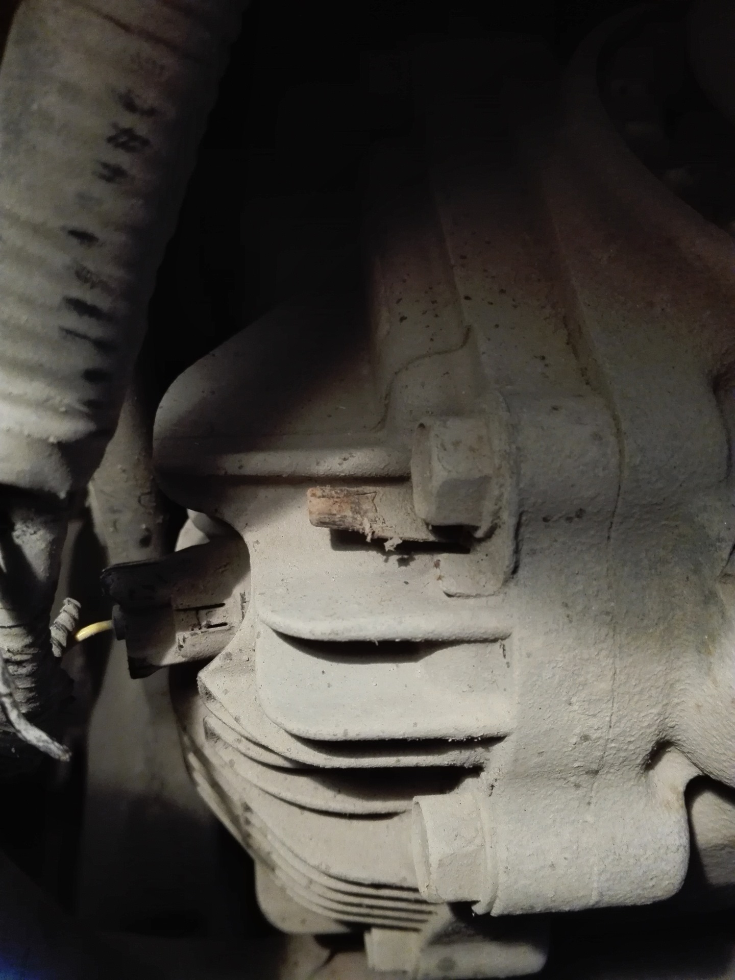 Загорелась лампочка R.DIFF.TEMP — Subaru Tribeca B9, 3 л, 2007 года