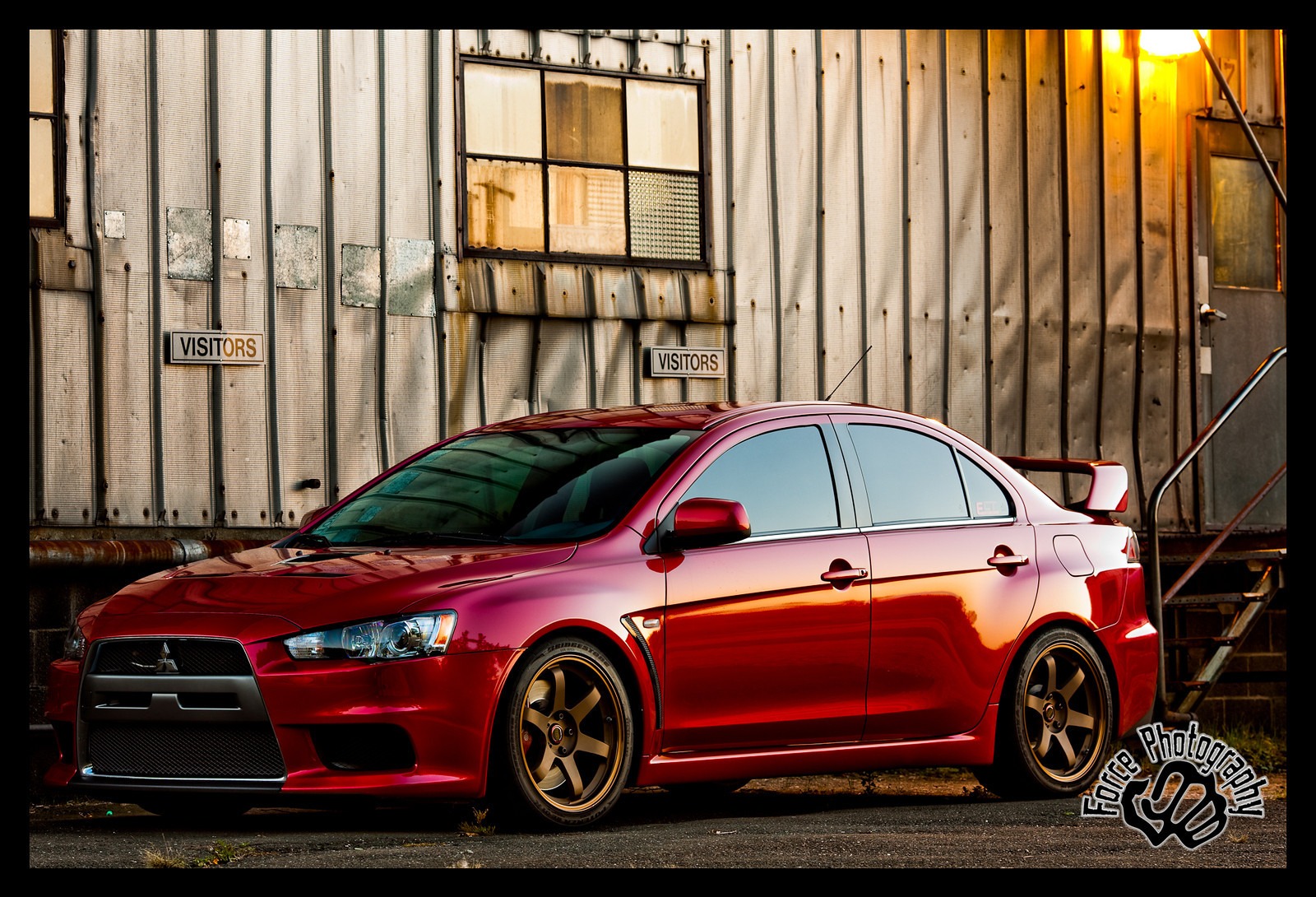 Red evolution rv. Лансер 10 Эво красный. Митсубиси Лансер Эво 10 красный. Lancer 10 красный. Mitsubishi Lancer 10 Tuning красный.