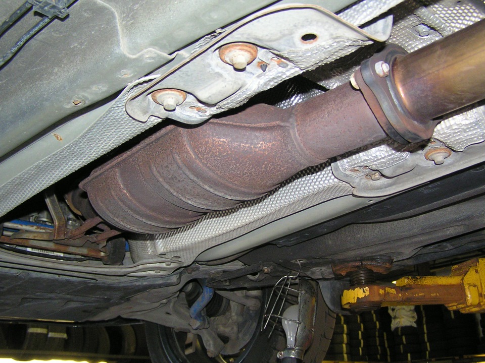 старый кат — Volvo S60 (1G)