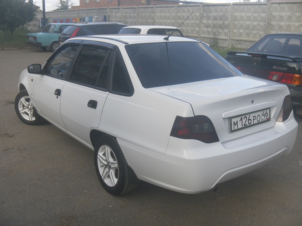 Daewoo Nexia n150 белая