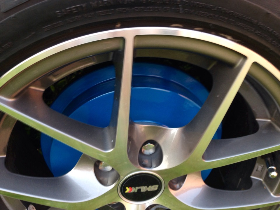 Как истинный половод, просто обязан был покрасить барабаны ...