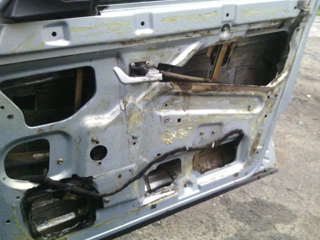 Звук в стеклоподъемнике — LADA 21124, 1,6 л., 2005 года | просто так ...