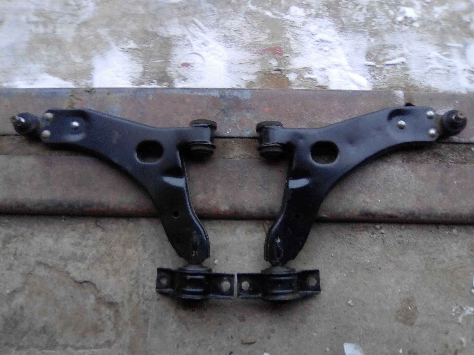 задние рычаги фокус 1. передние рычаги форд фокус 1. задний подпружинный рычаг форд фокус 2 артикул. передний рычаг ford focus 1. Ford focus 1 задние рычаги.