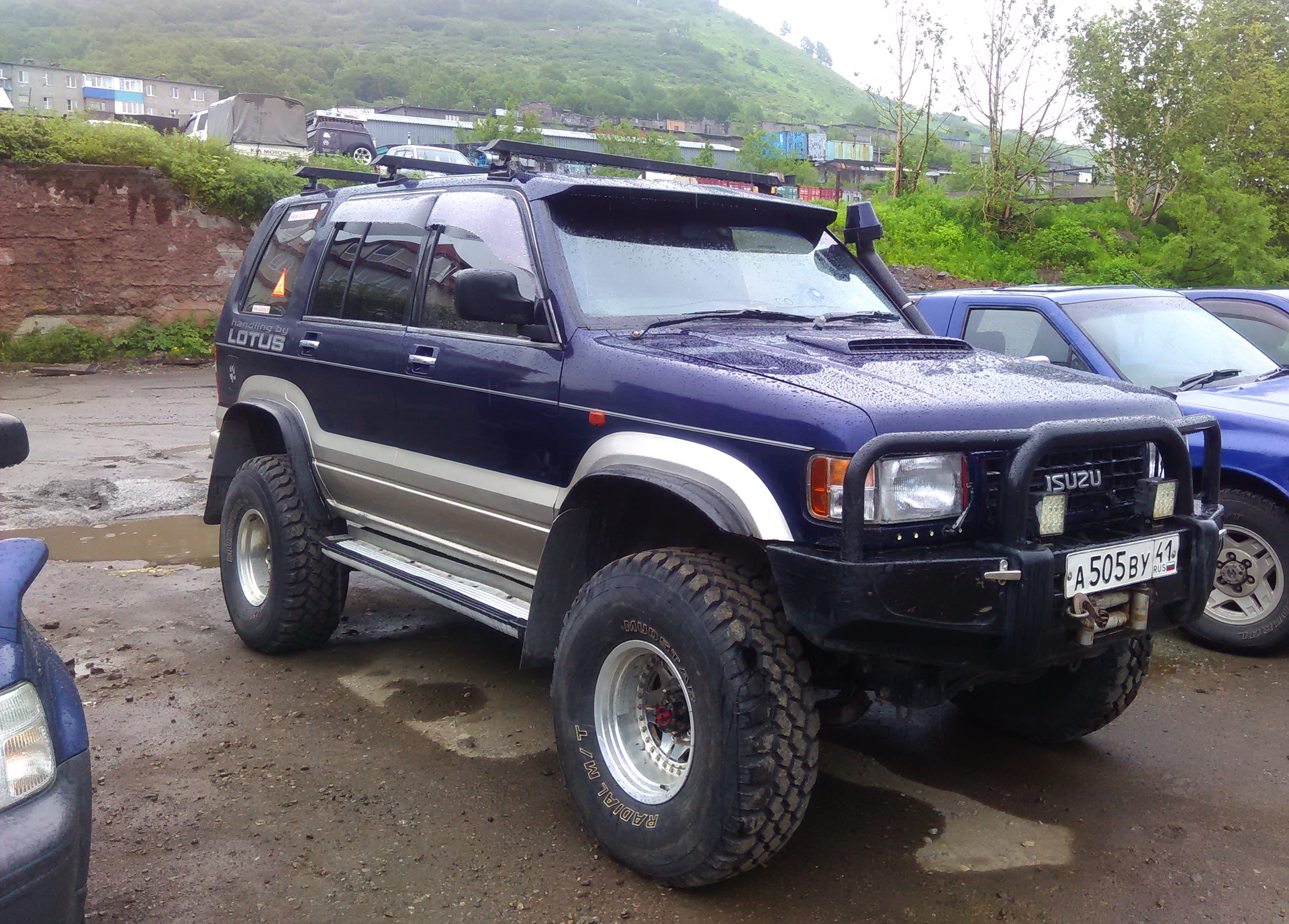 Isuzu Bighorn off Road