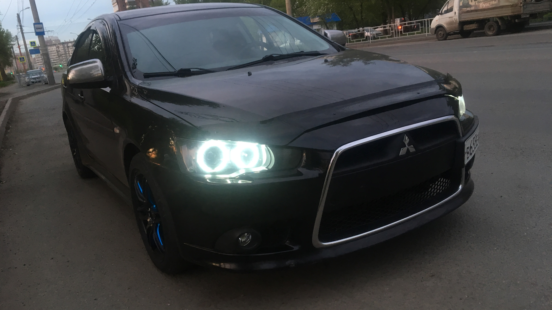 Mitsubishi Lancer X 2.0 бензиновый 2007 | _Black Night_ на DRIVE2