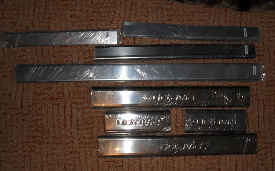 накладки на пороги(12шт) — Skoda Octavia A5 Mk2, 1,9 л, 2005 года ...