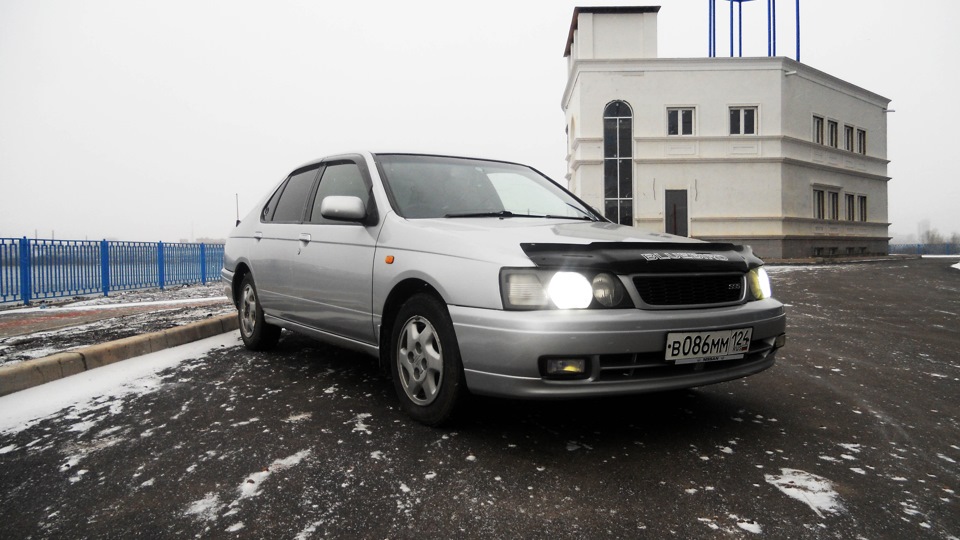 Nissan Bluebird 1.8 Мт Eprize